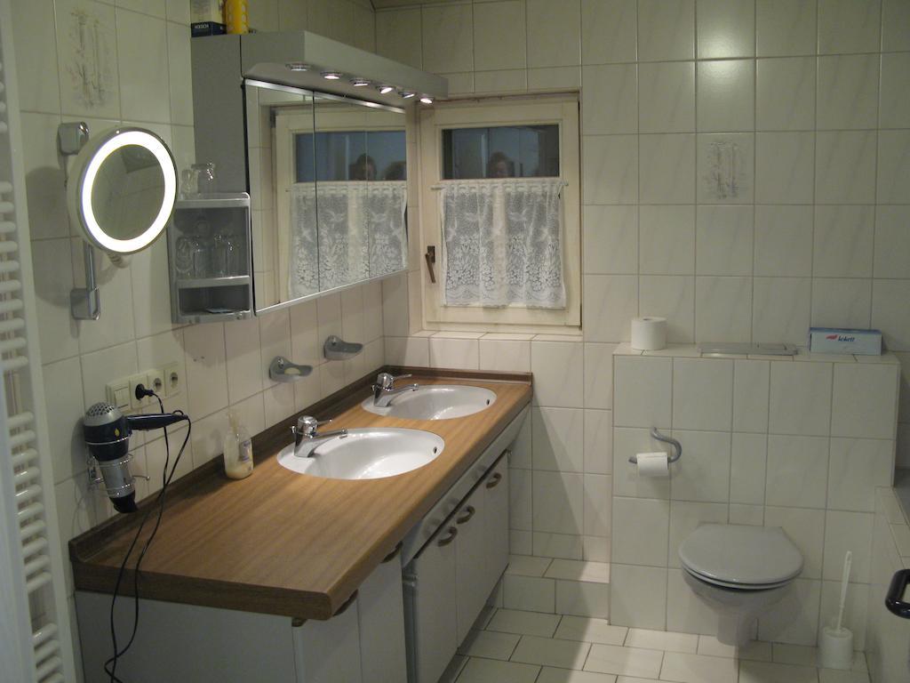 Pension & Apartments Linkemuehle Niederfell الغرفة الصورة
